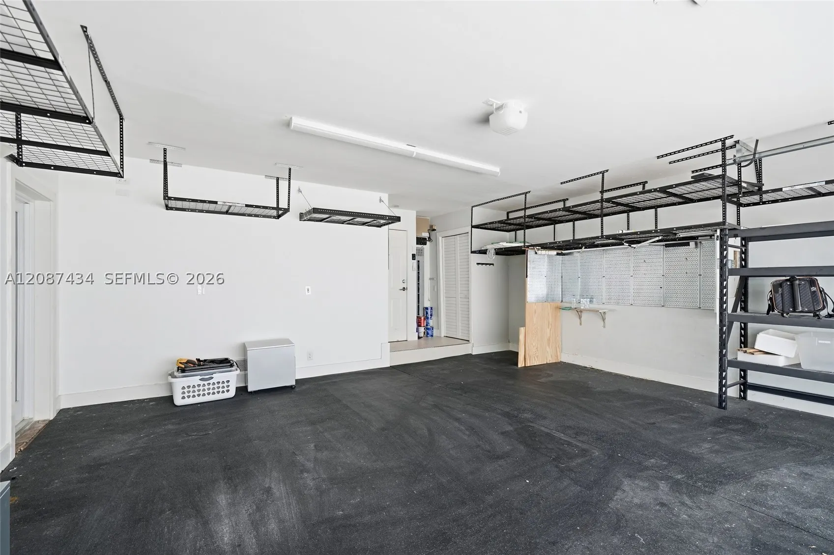 3360 NE 165th St
