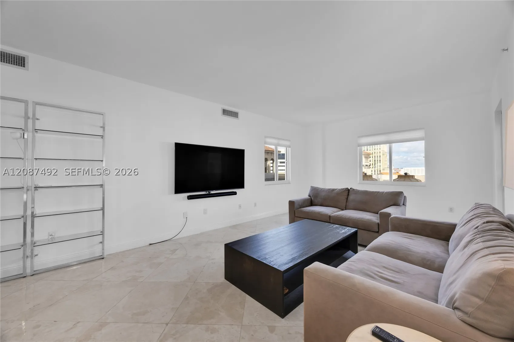 10 Aragon Ave #810