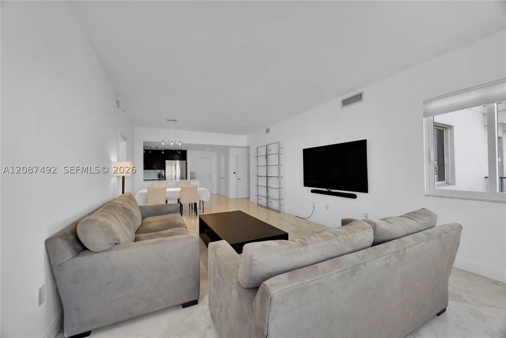 10 Aragon Ave #810