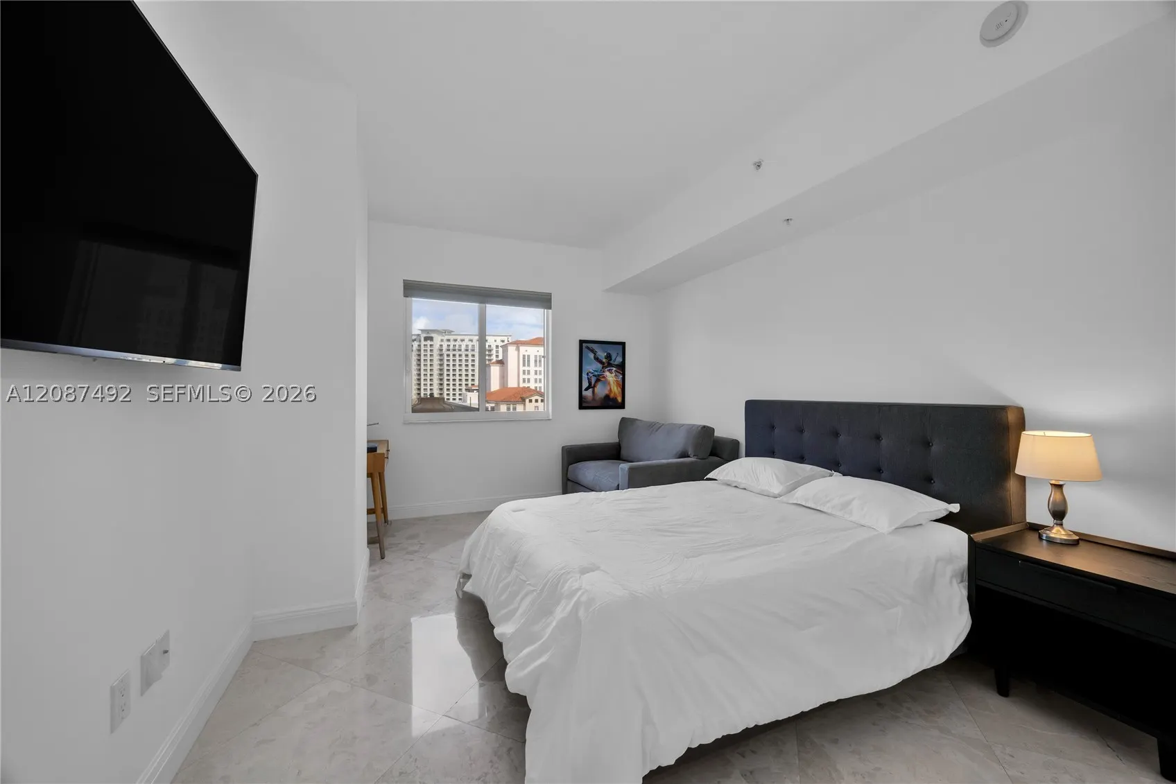 10 Aragon Ave #810