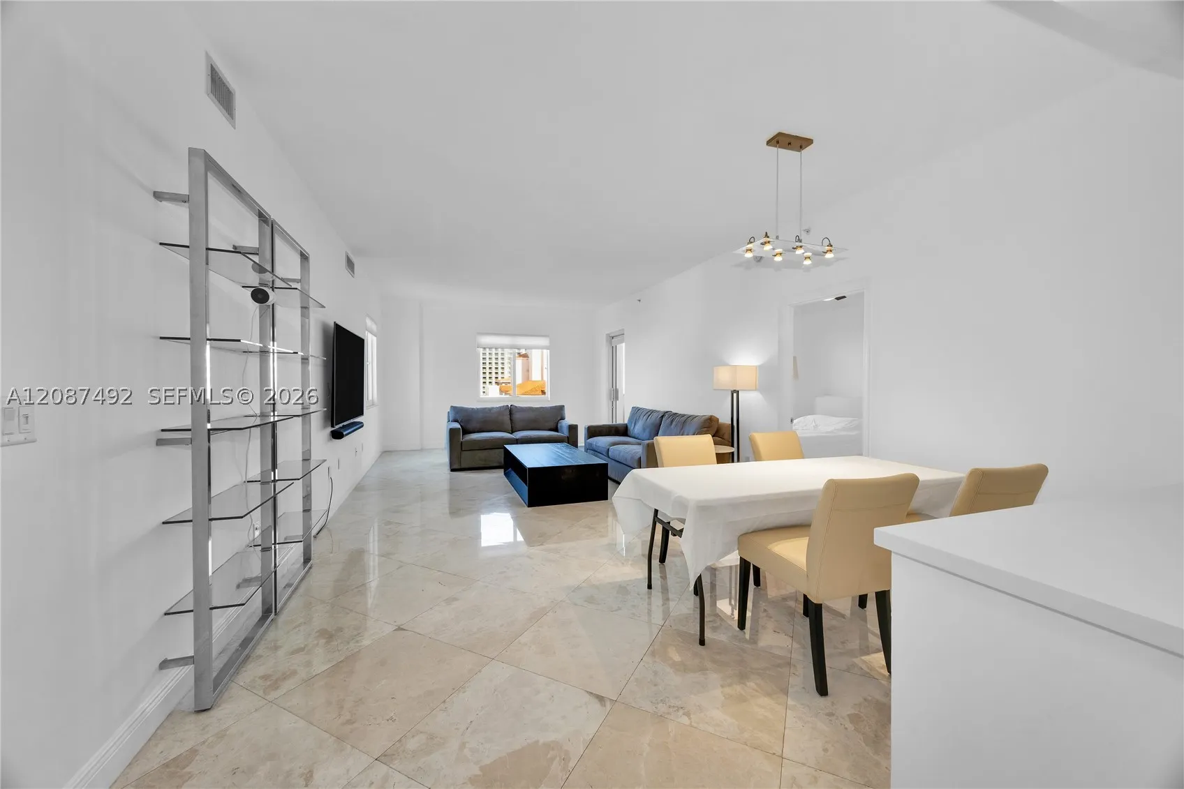 10 Aragon Ave #810