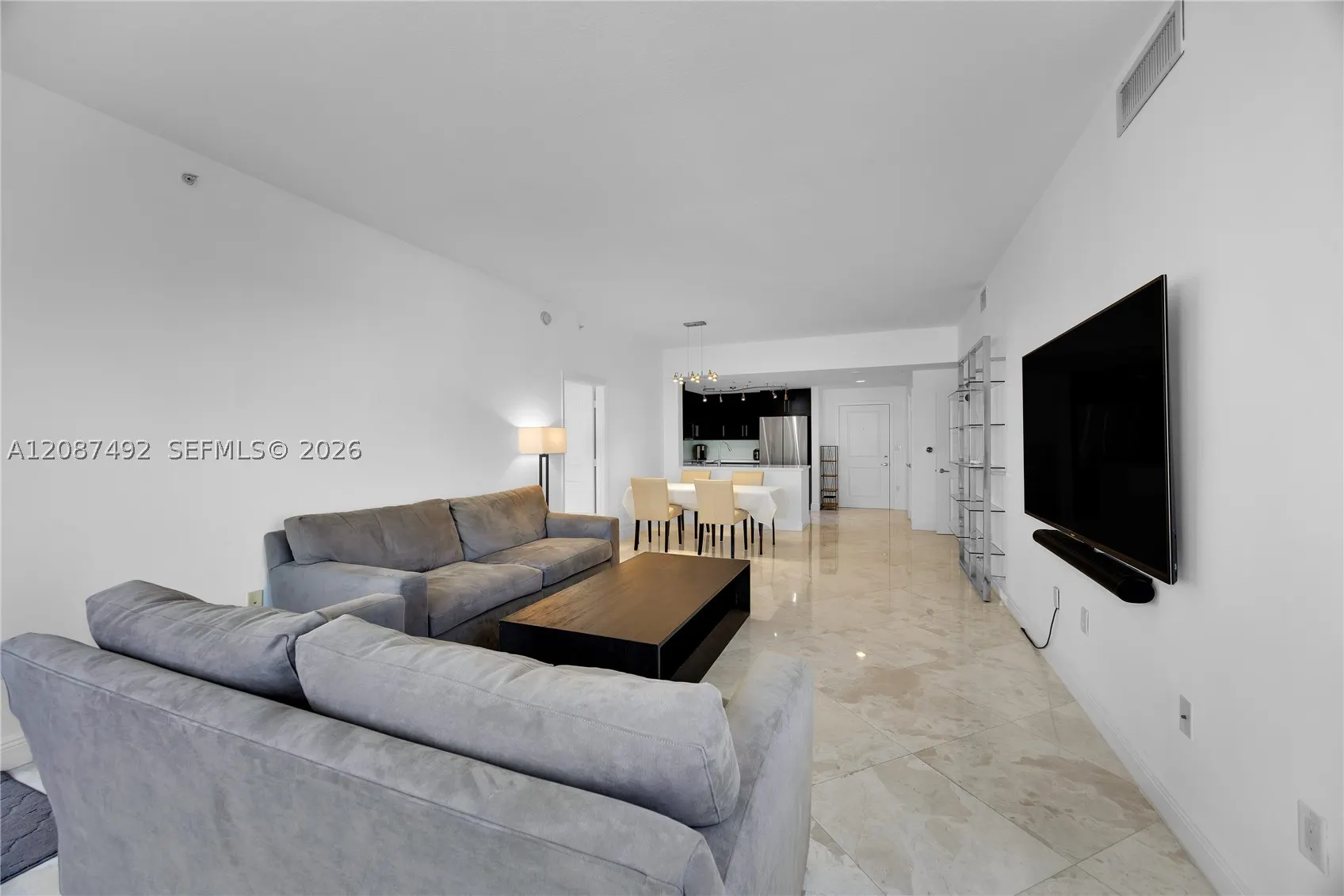 10 Aragon Ave #810