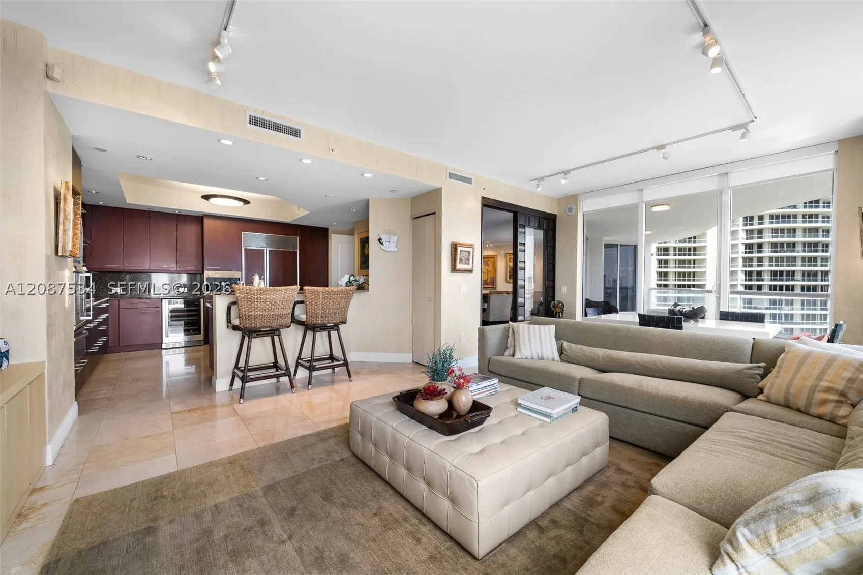 6000 Island Blvd #1703