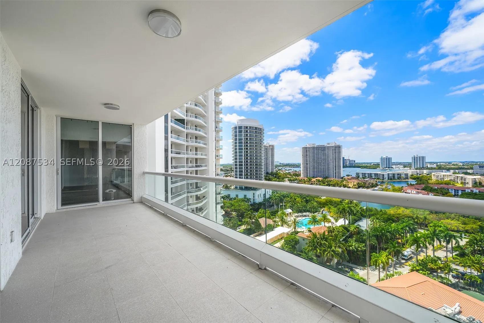 6000 Island Blvd #1703