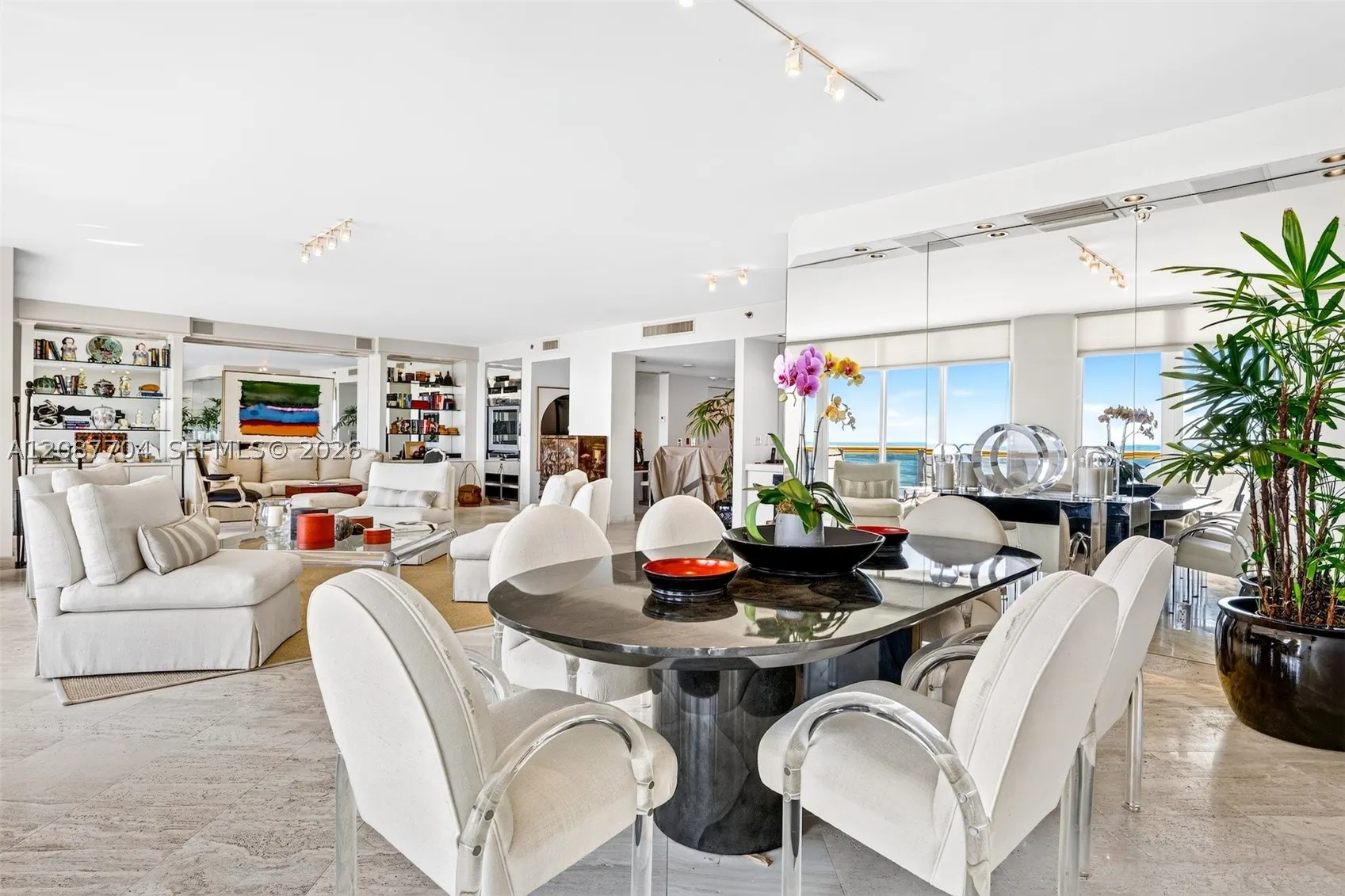 9999 Collins Ave #5E