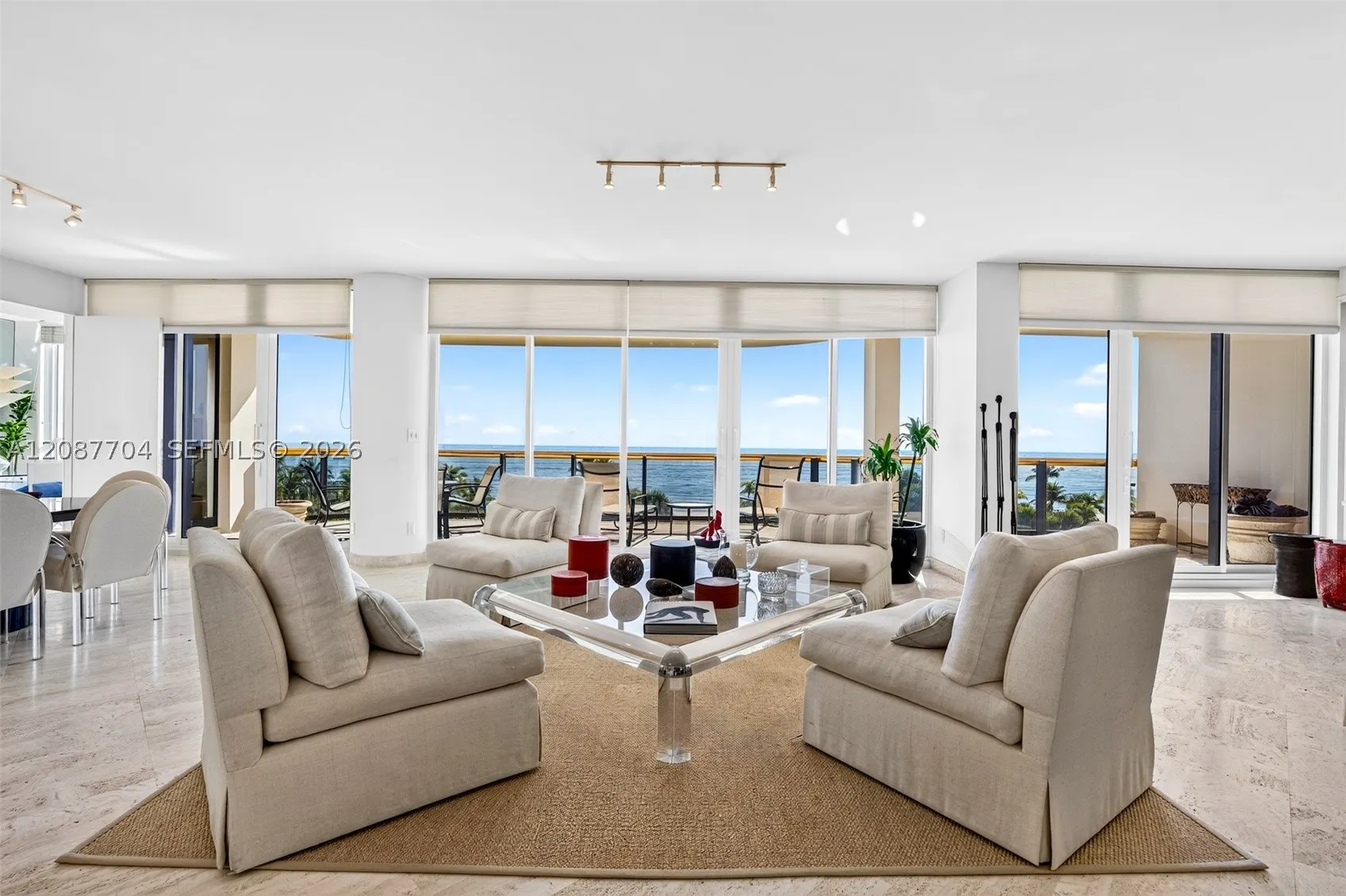 9999 Collins Ave #5E