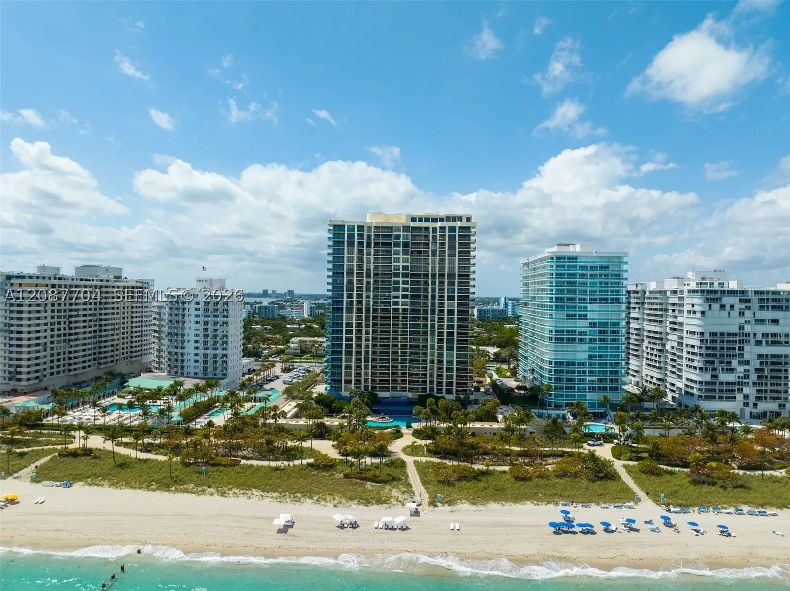 9999 Collins Ave #5E