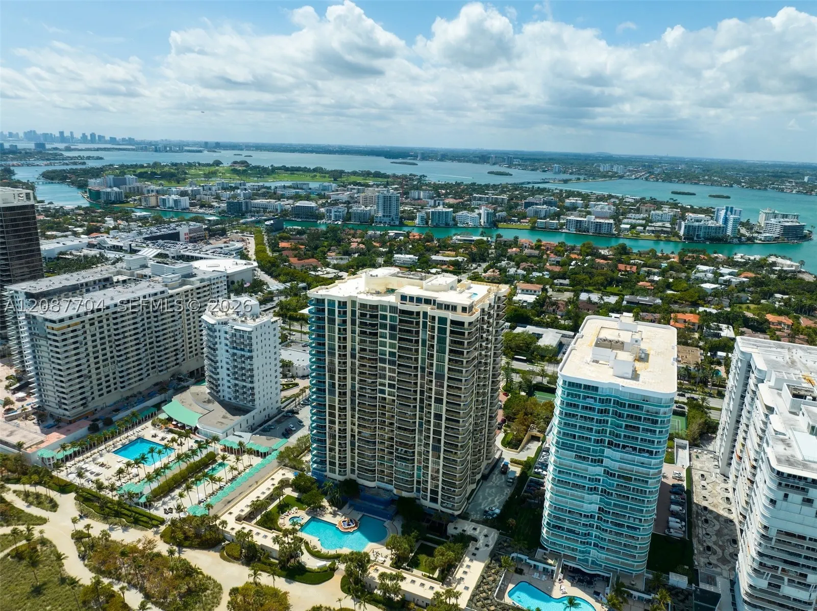 9999 Collins Ave #5E