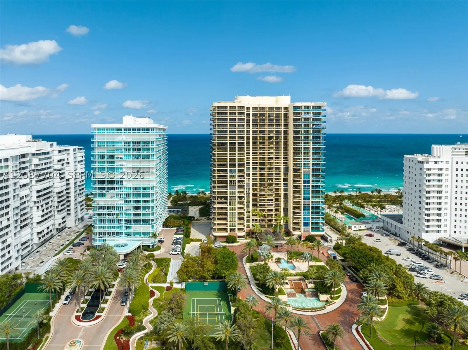 9999 Collins Ave #5E