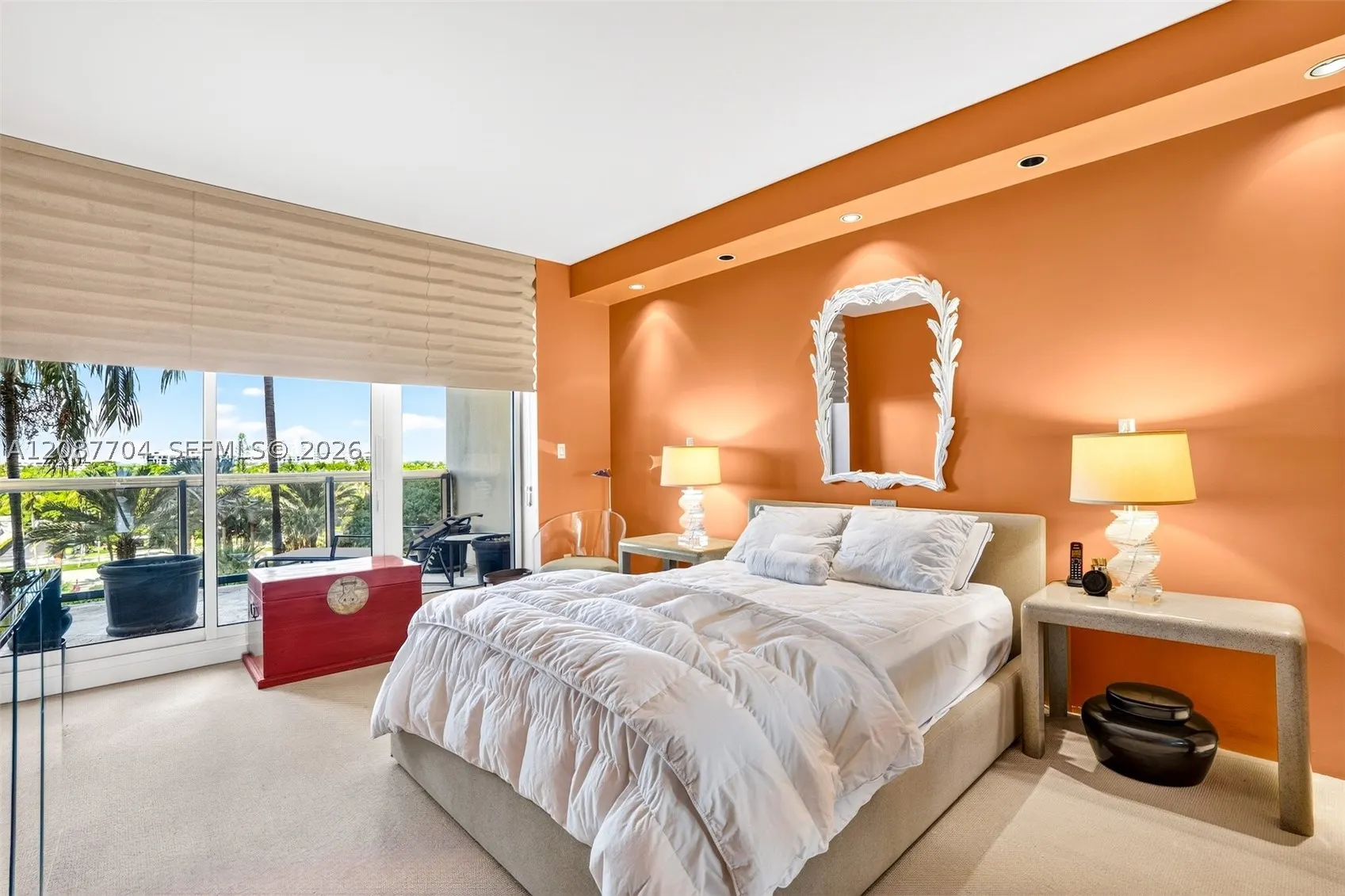 9999 Collins Ave #5E