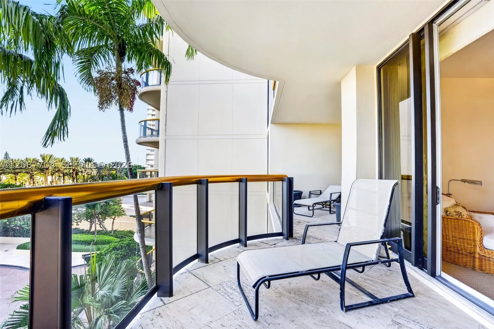 9999 Collins Ave #5E