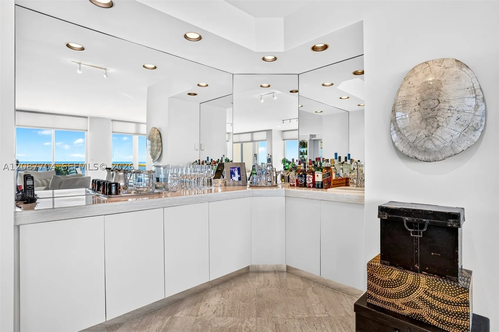 9999 Collins Ave #5E