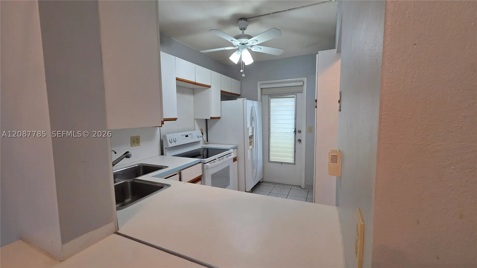 450 Paradise Isle Blvd #109