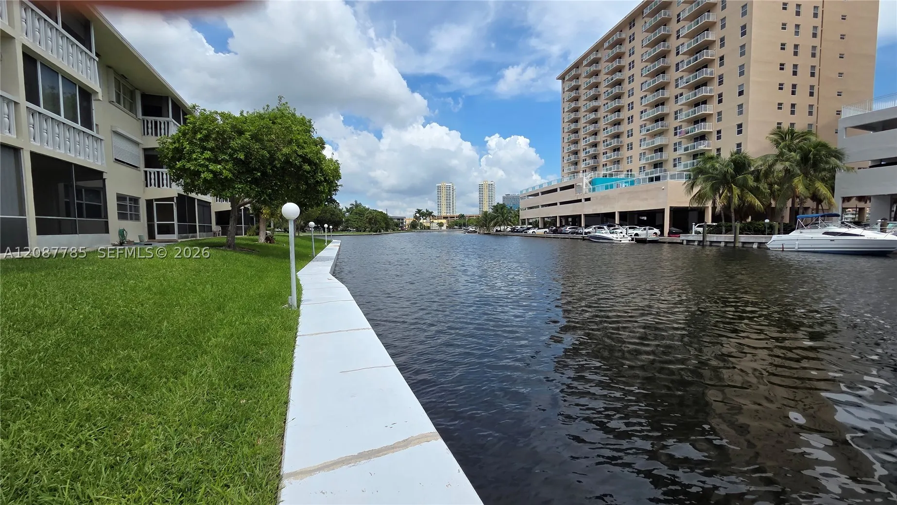450 Paradise Isle Blvd #109