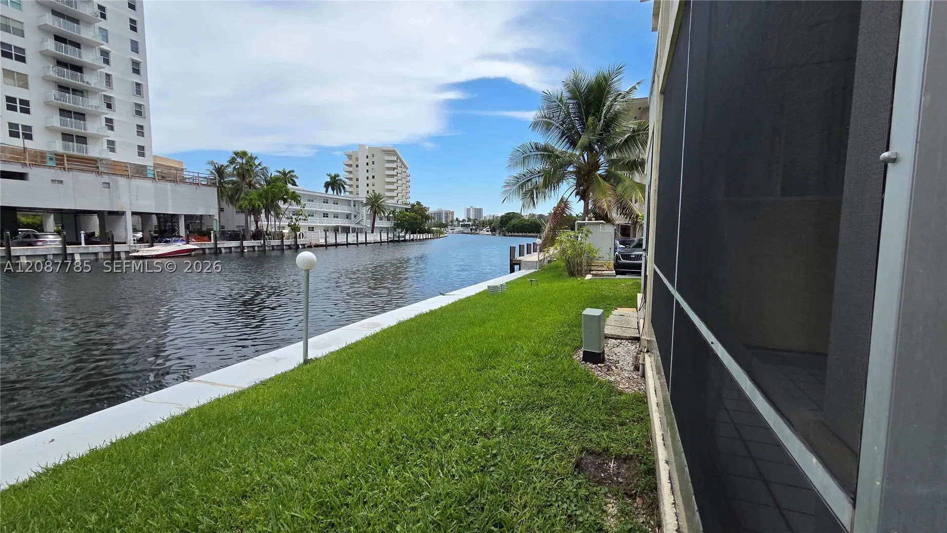450 Paradise Isle Blvd #109