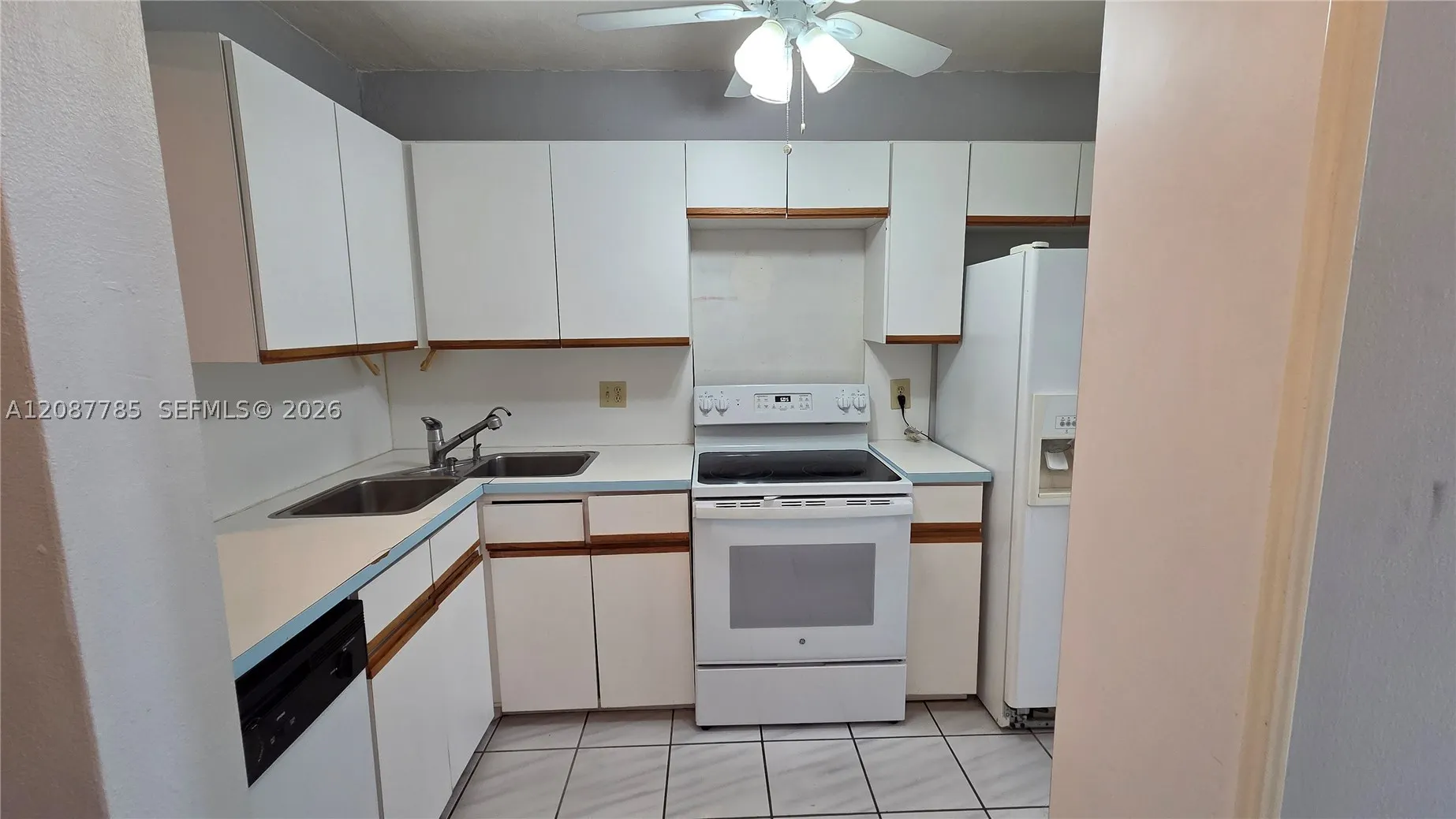 450 Paradise Isle Blvd #109