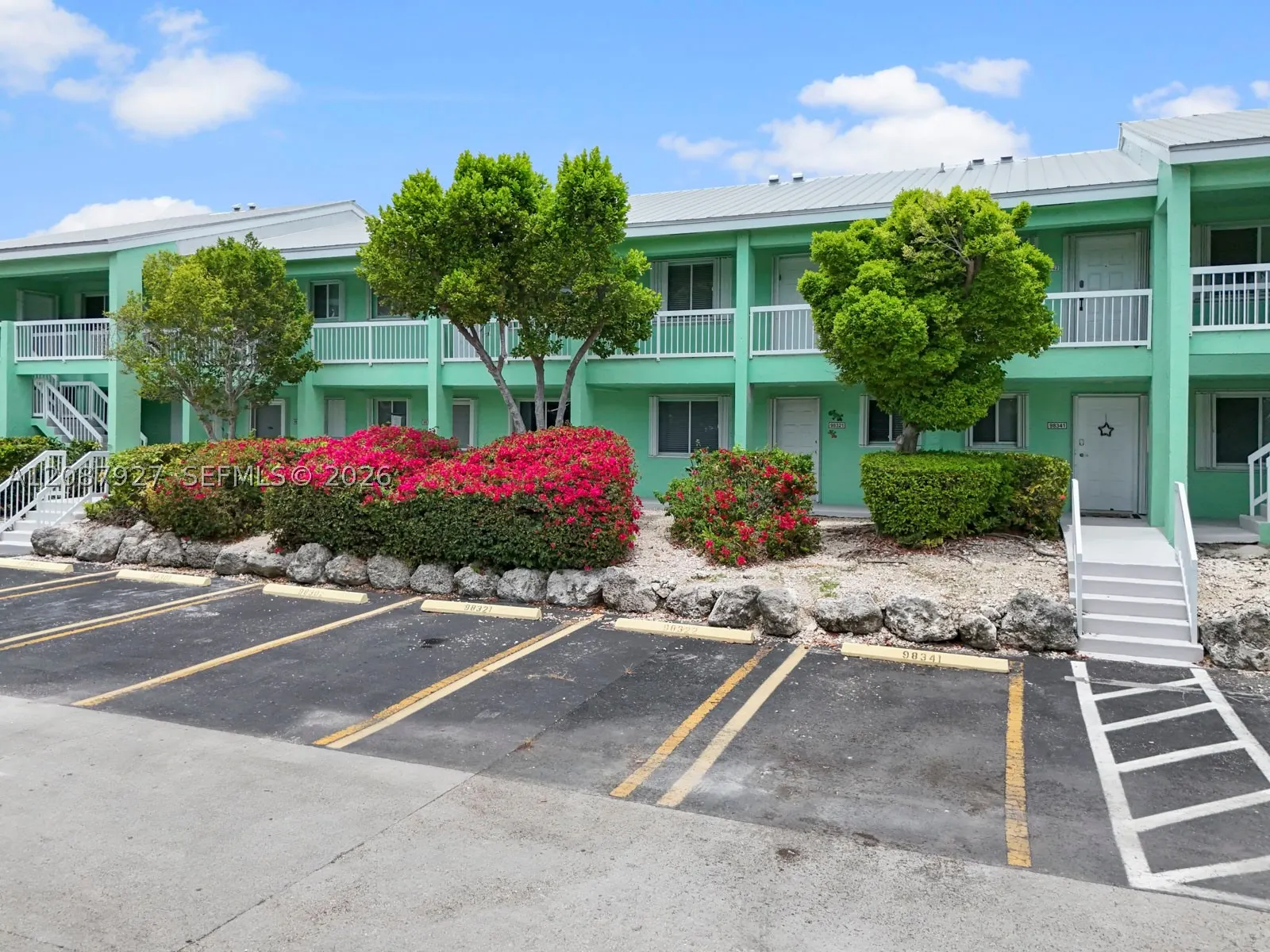 98321 Windward Ave #98321