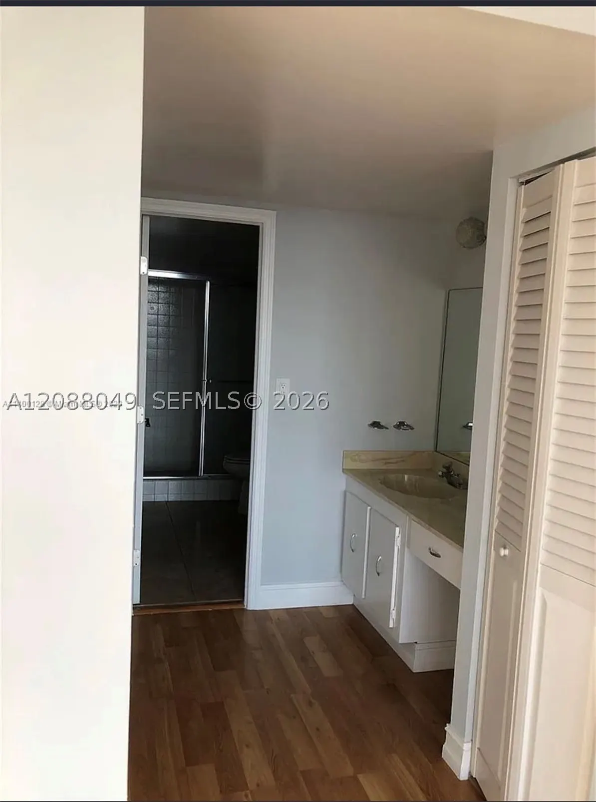 600 Three Islands Blvd #807