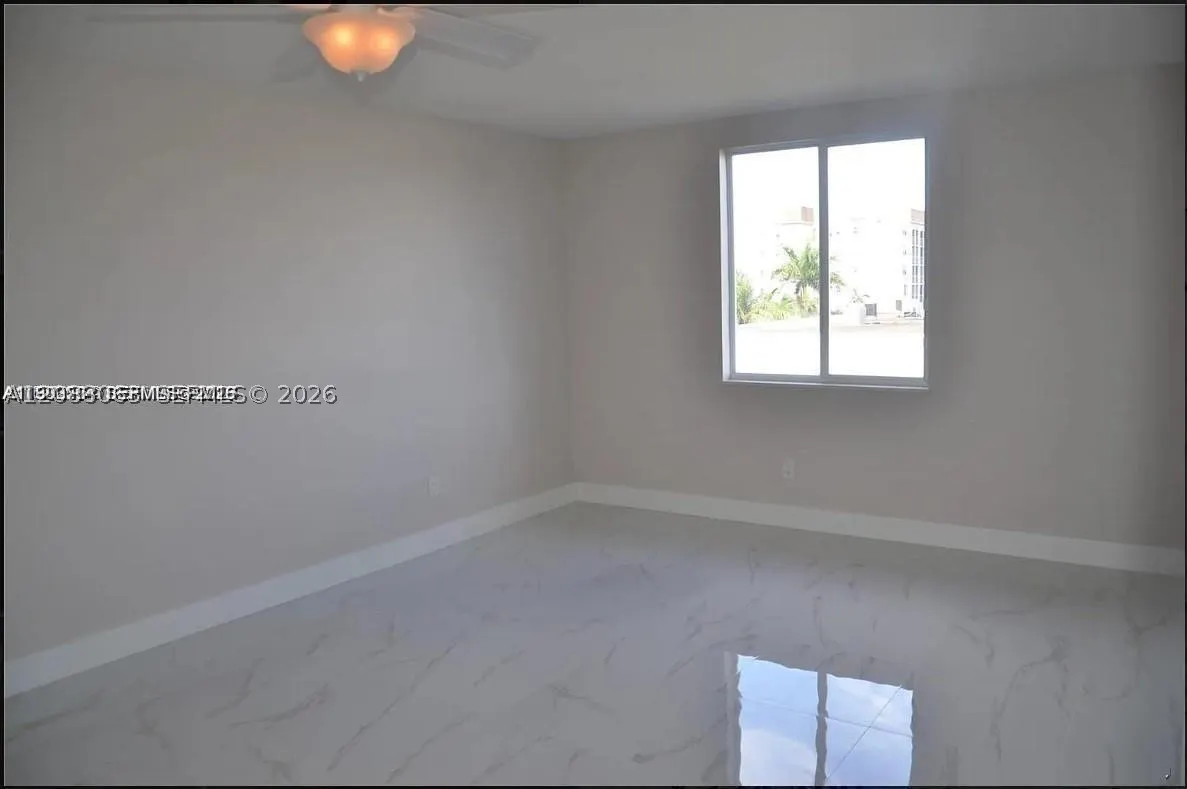 555 E Dania Beach Blvd #5