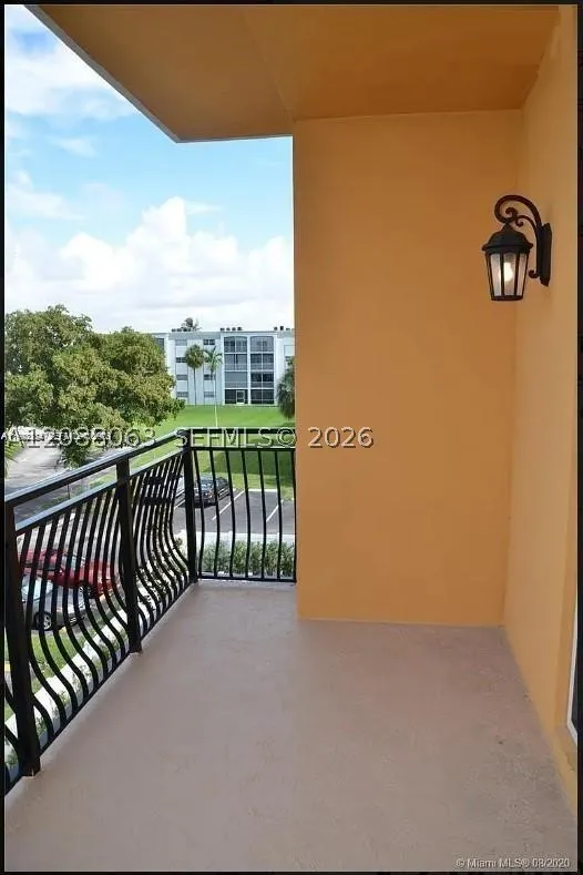 555 E Dania Beach Blvd #5