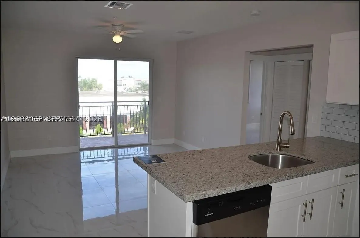 555 E Dania Beach Blvd #5