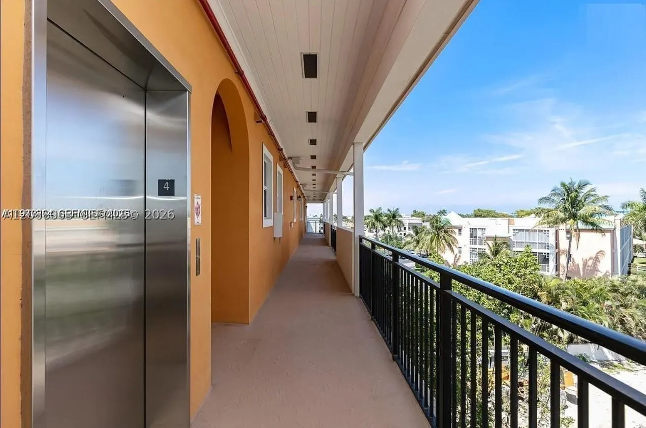 555 E Dania Beach Blvd #5