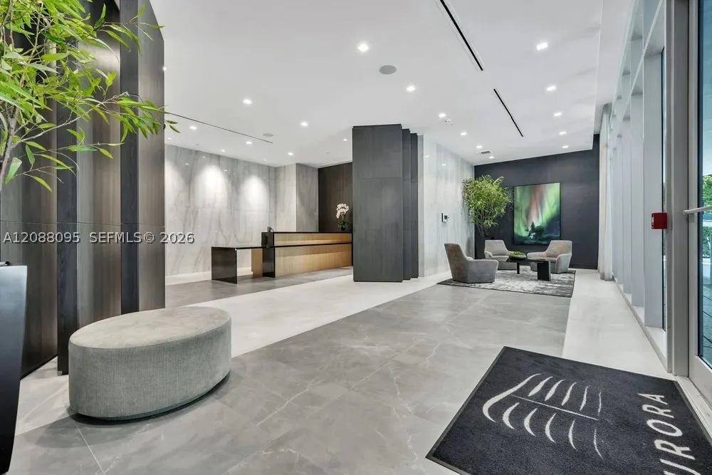 17550 Collins Ave #1003