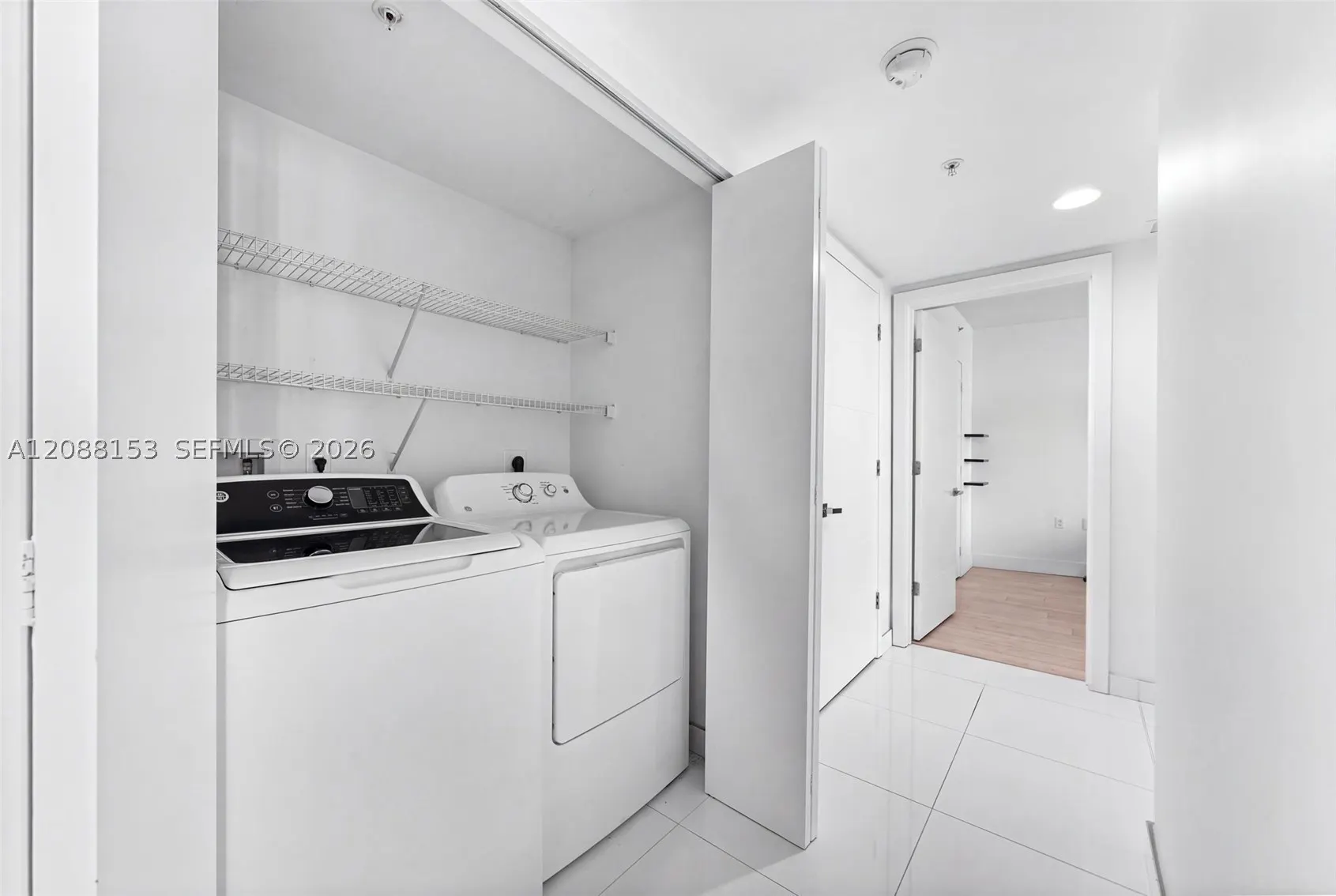 150 Sunny Isles Blvd #1-1004