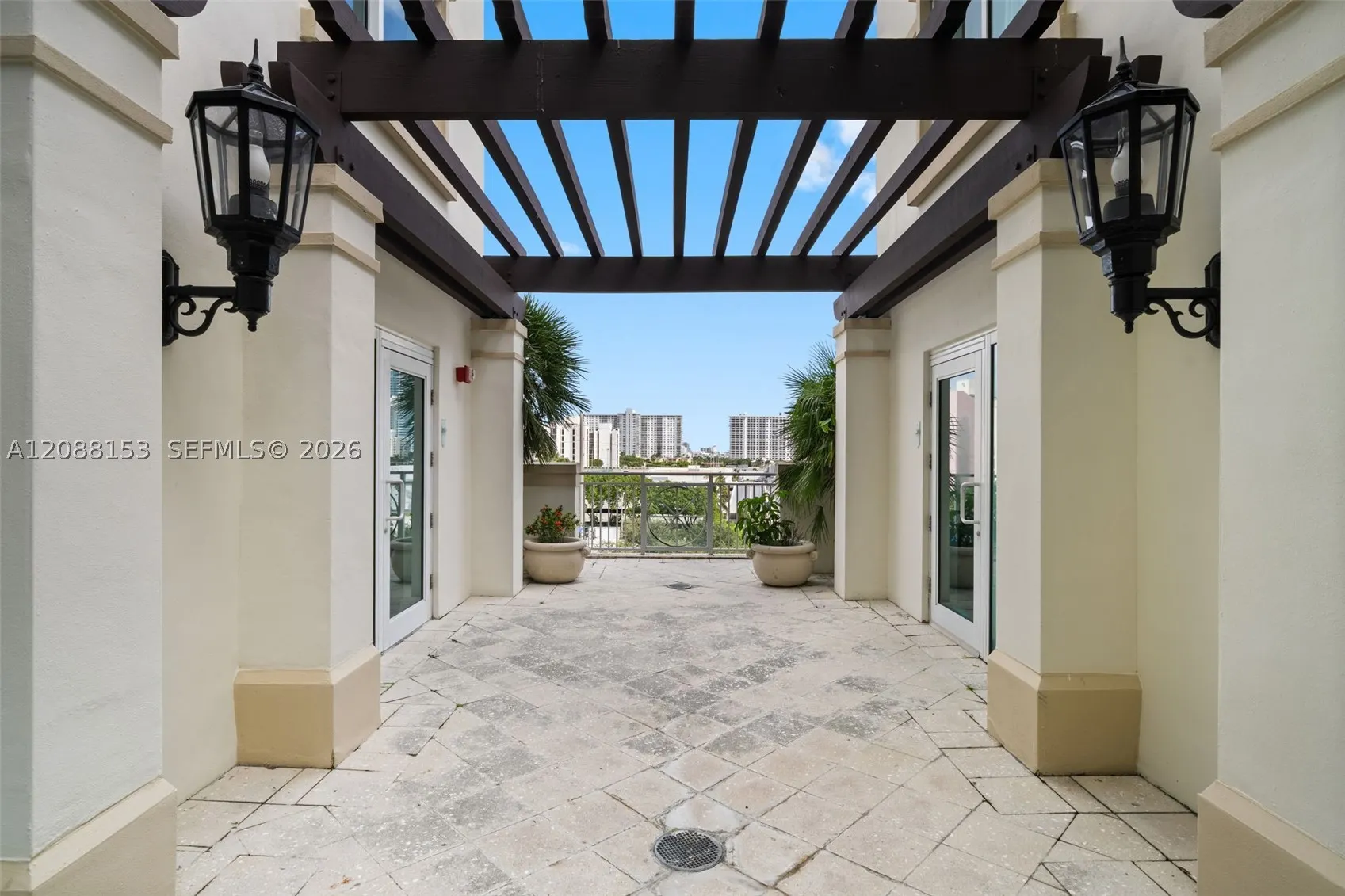 150 Sunny Isles Blvd #1-1004