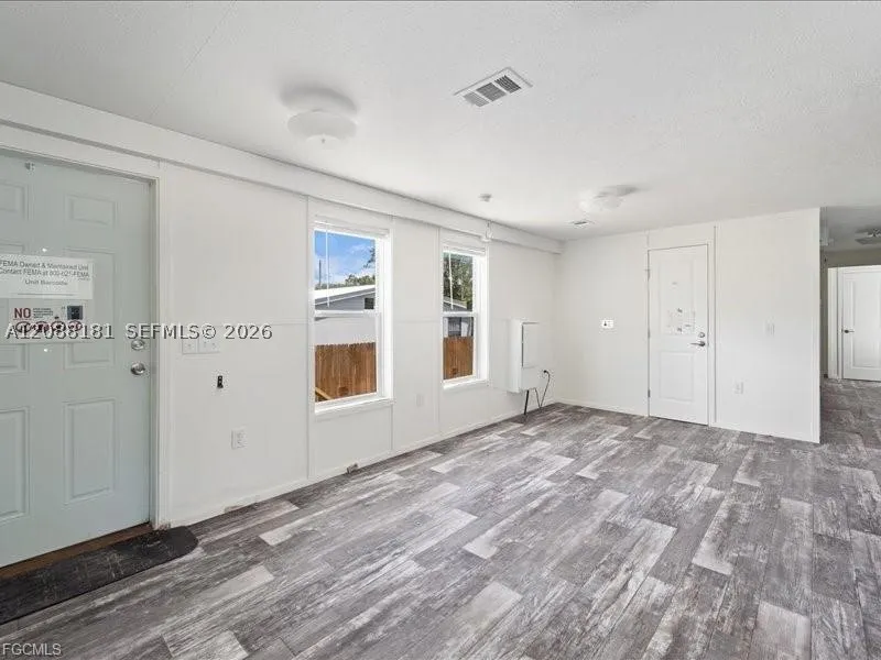1038 Canopy Ln