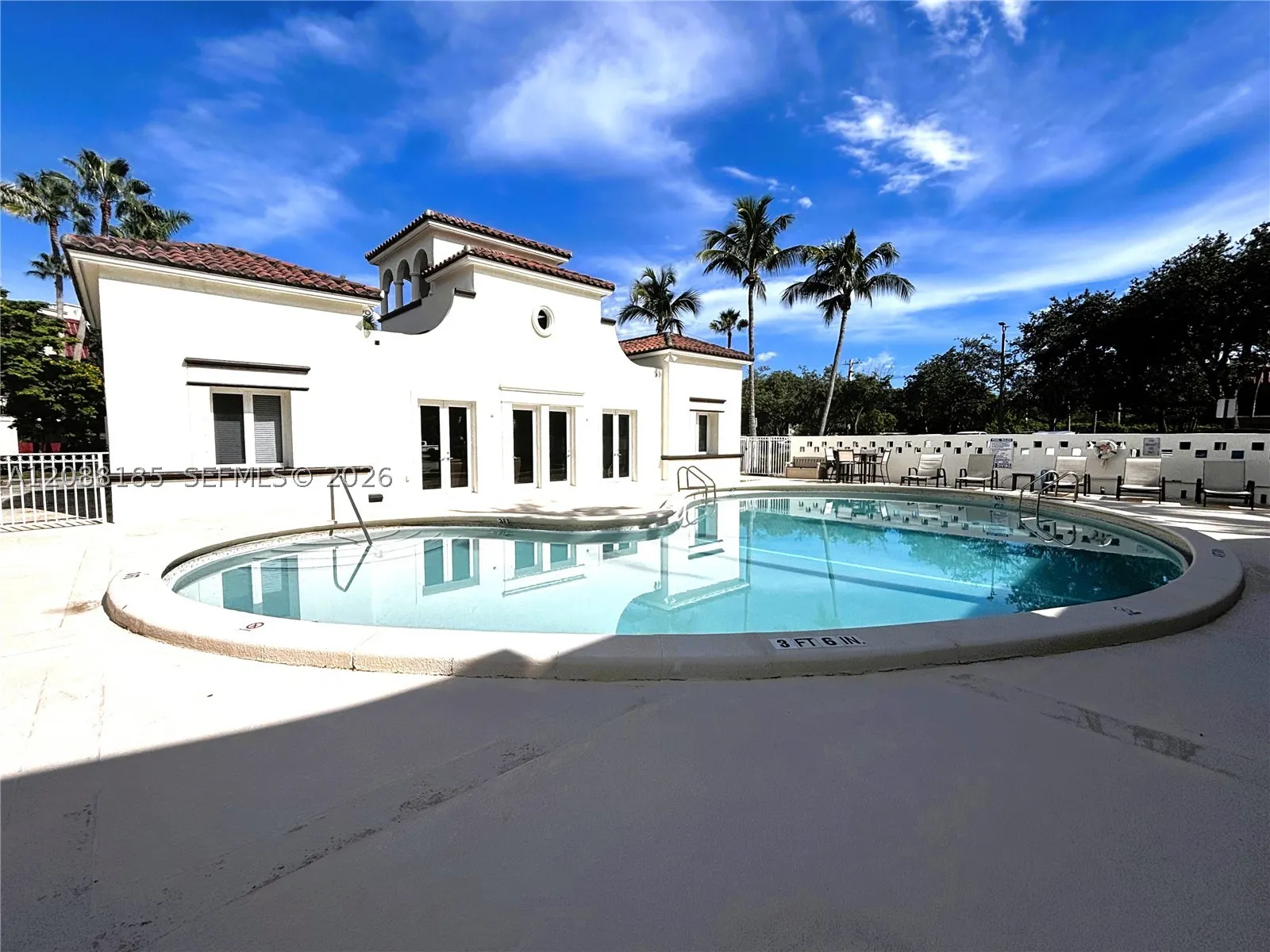 6703 N Kendall Dr #405