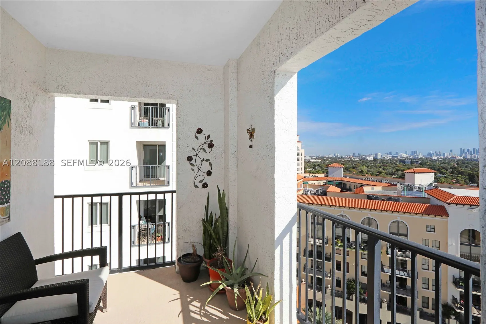 10 Aragon Ave #1216