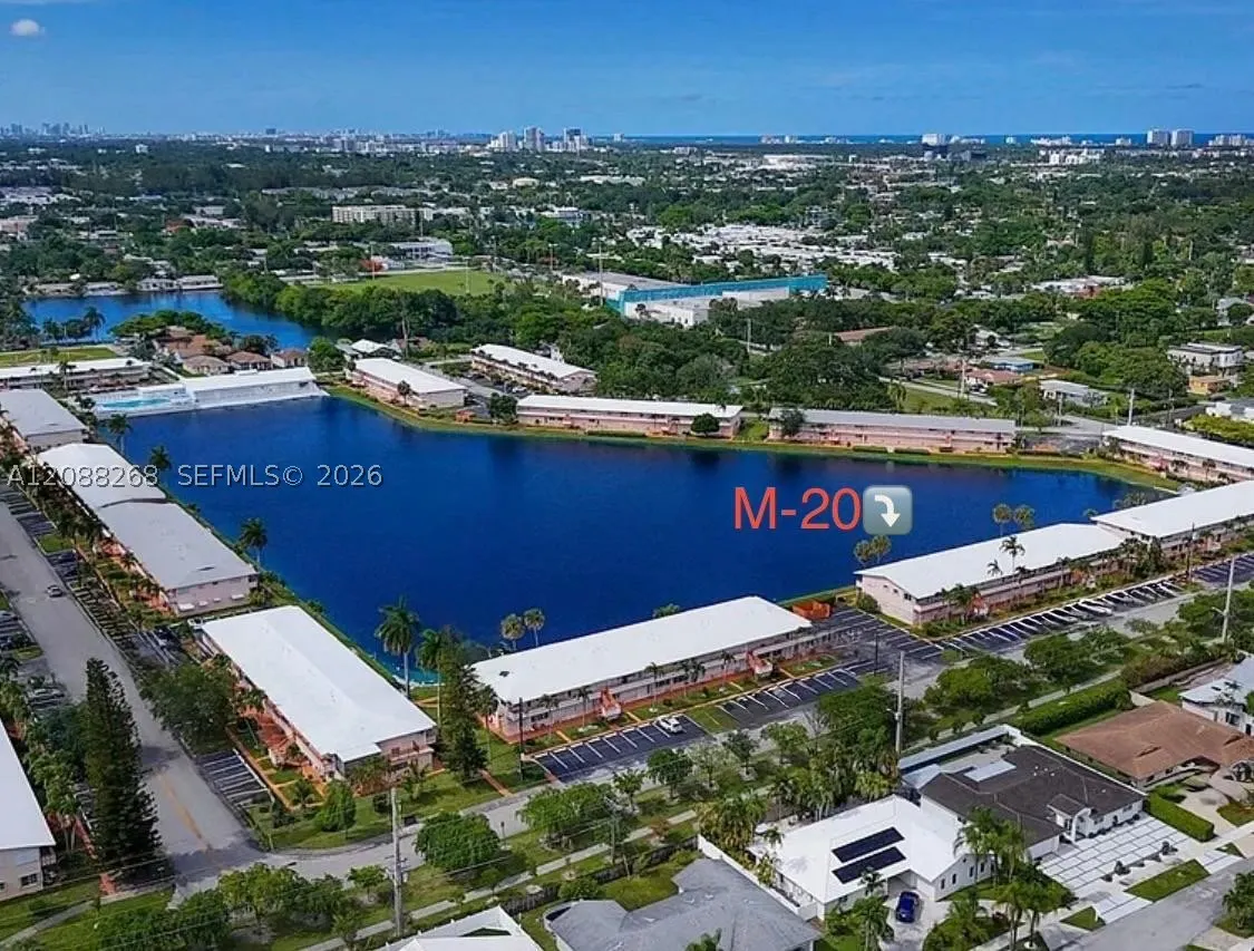 1030 SW 11 St #M20