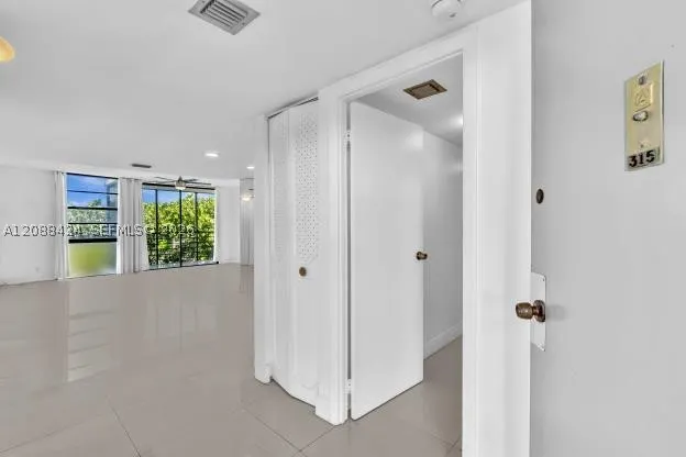 20400 W Country Club Dr #315