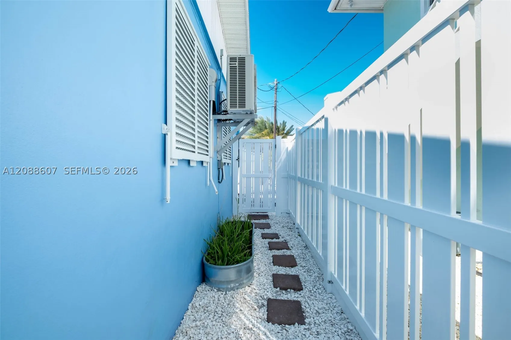 11231 2nd Ave Ocean
