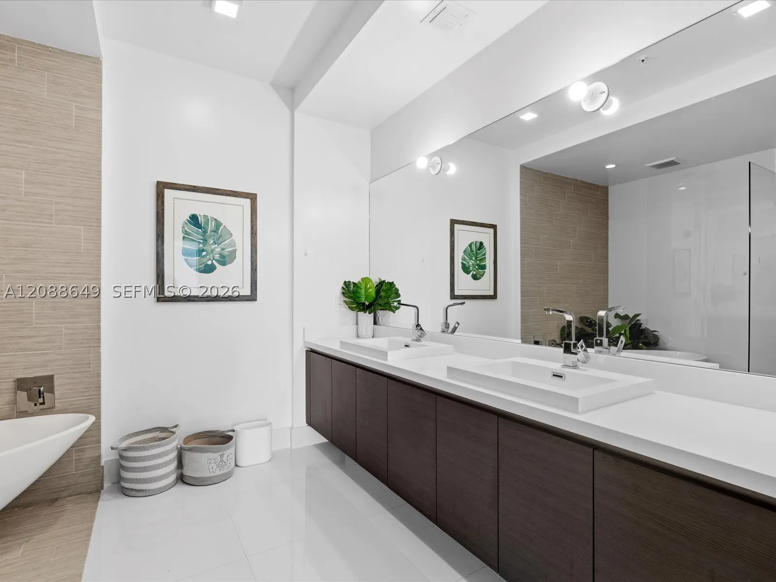 300 Sunny Isles Blvd #4-2506