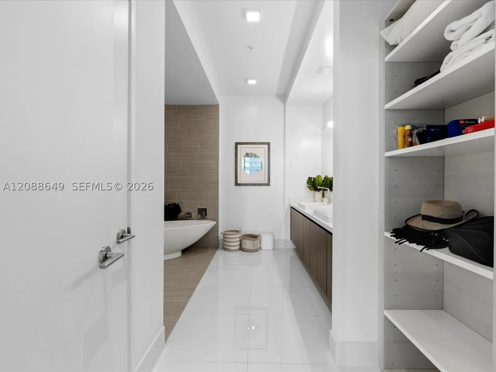 300 Sunny Isles Blvd #4-2506