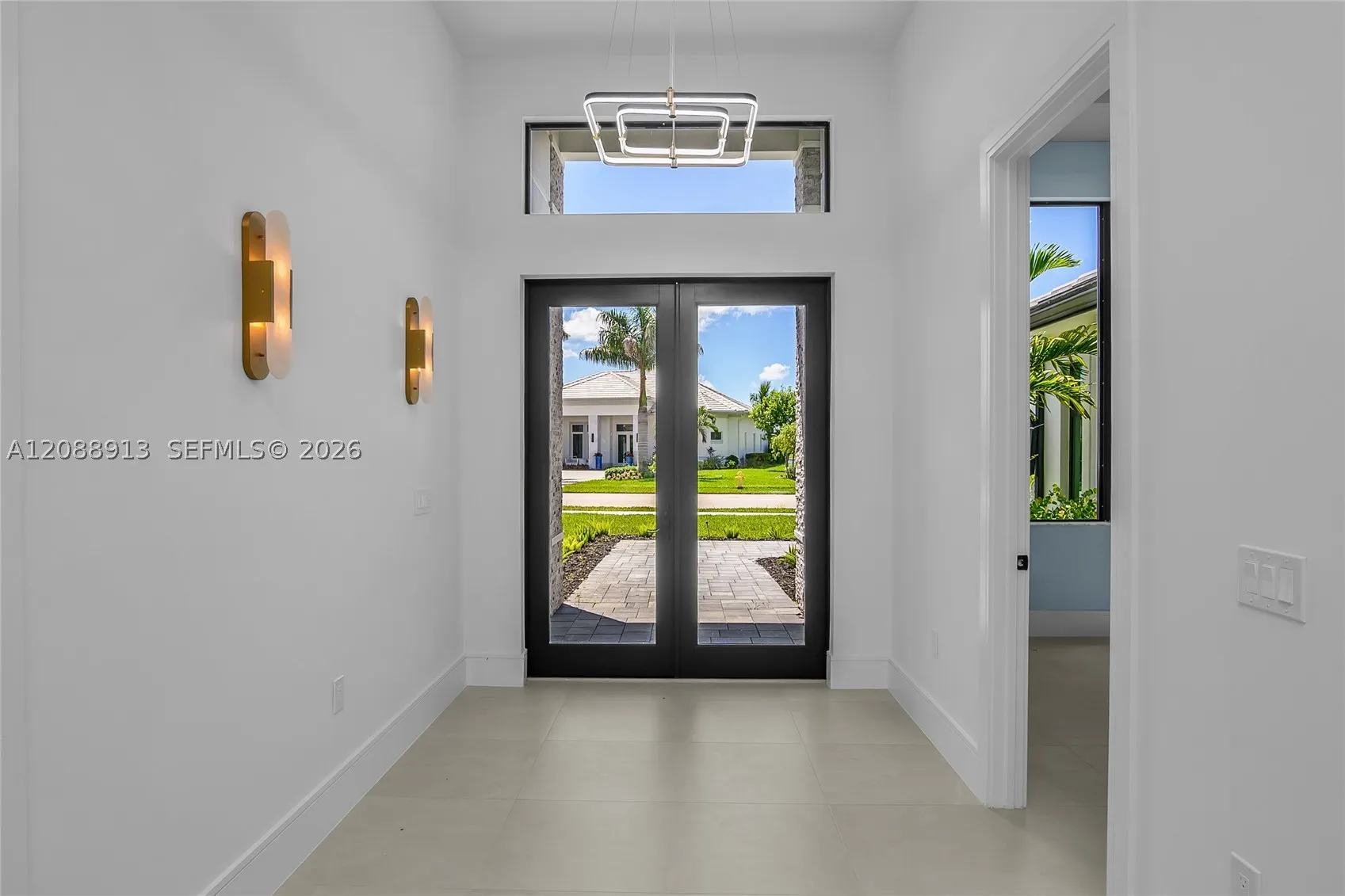 14318 charthouse