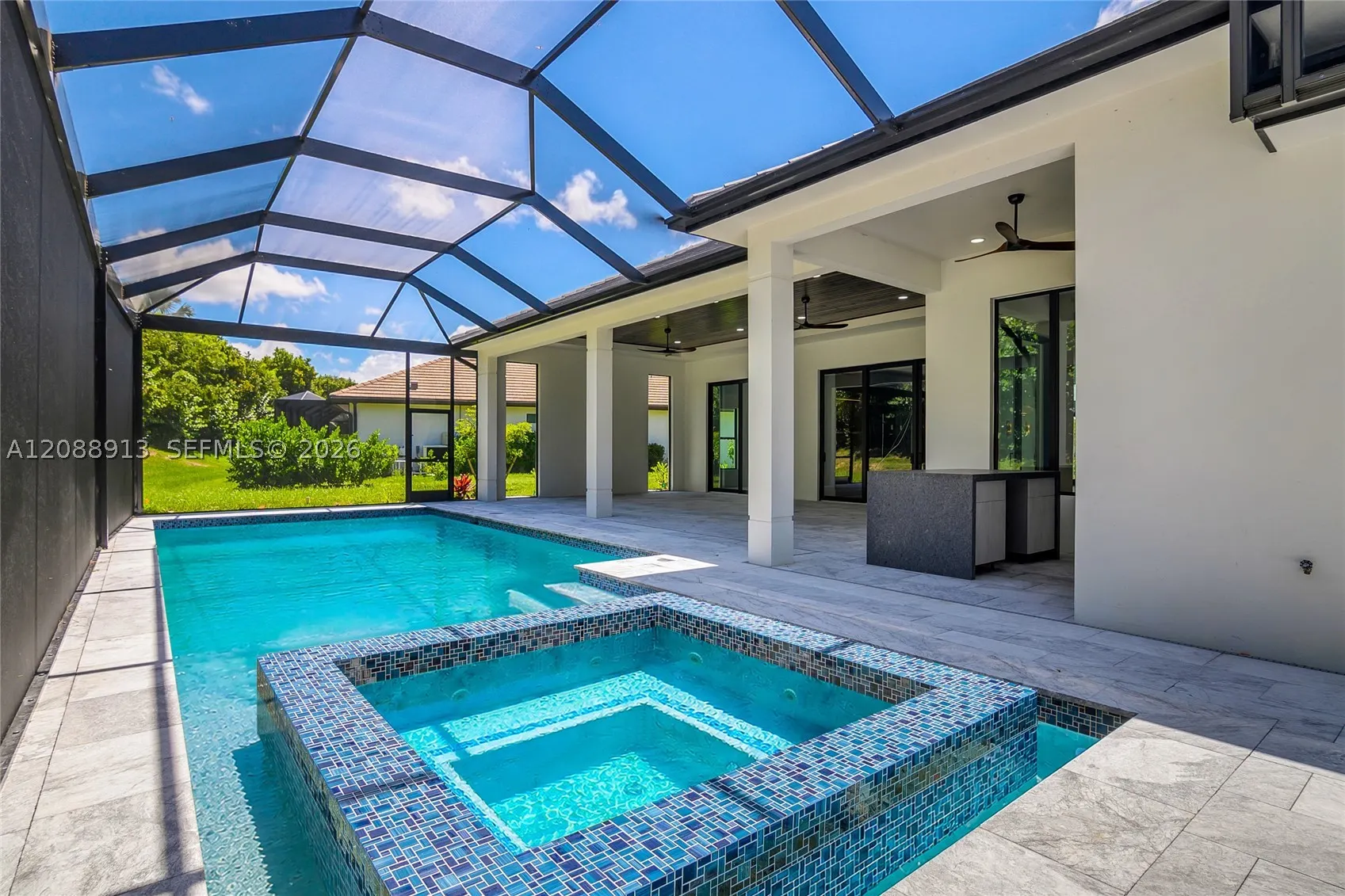 14318 charthouse