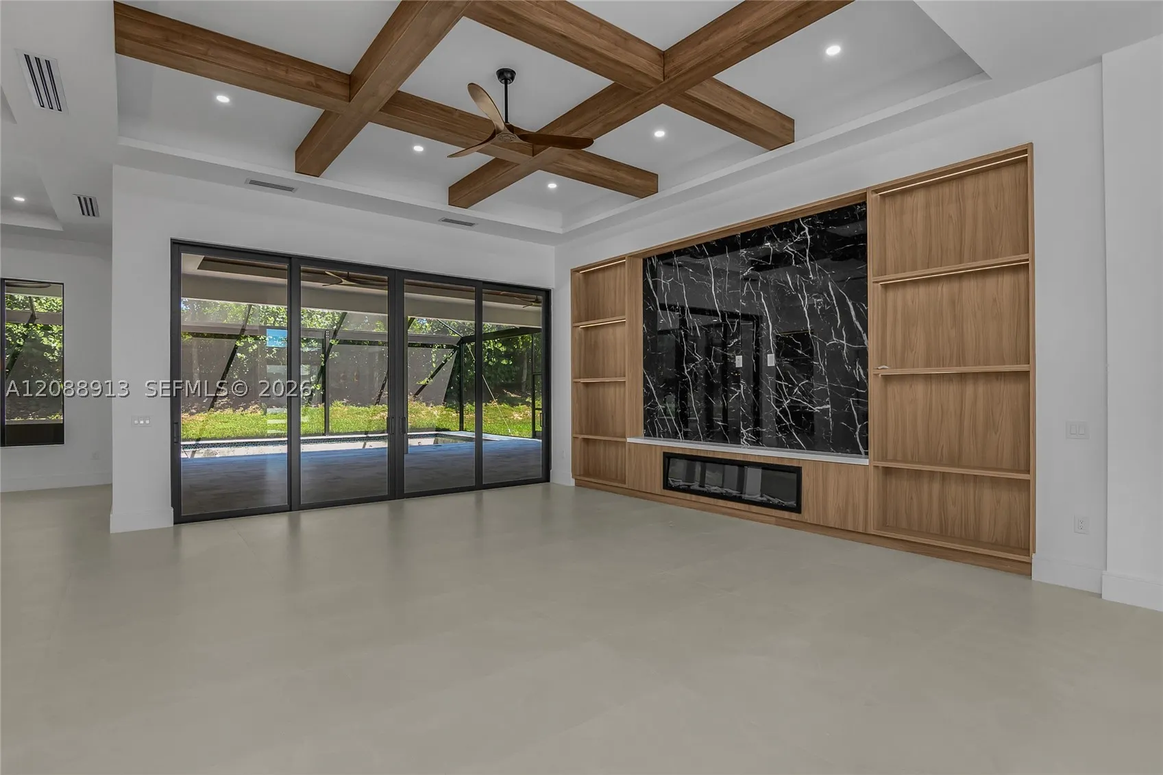 14318 charthouse