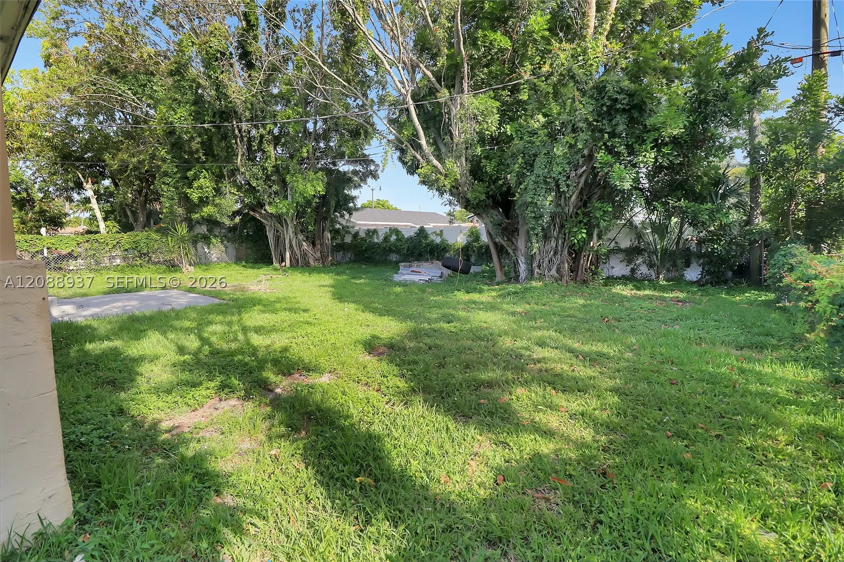 3020 NW 7th St