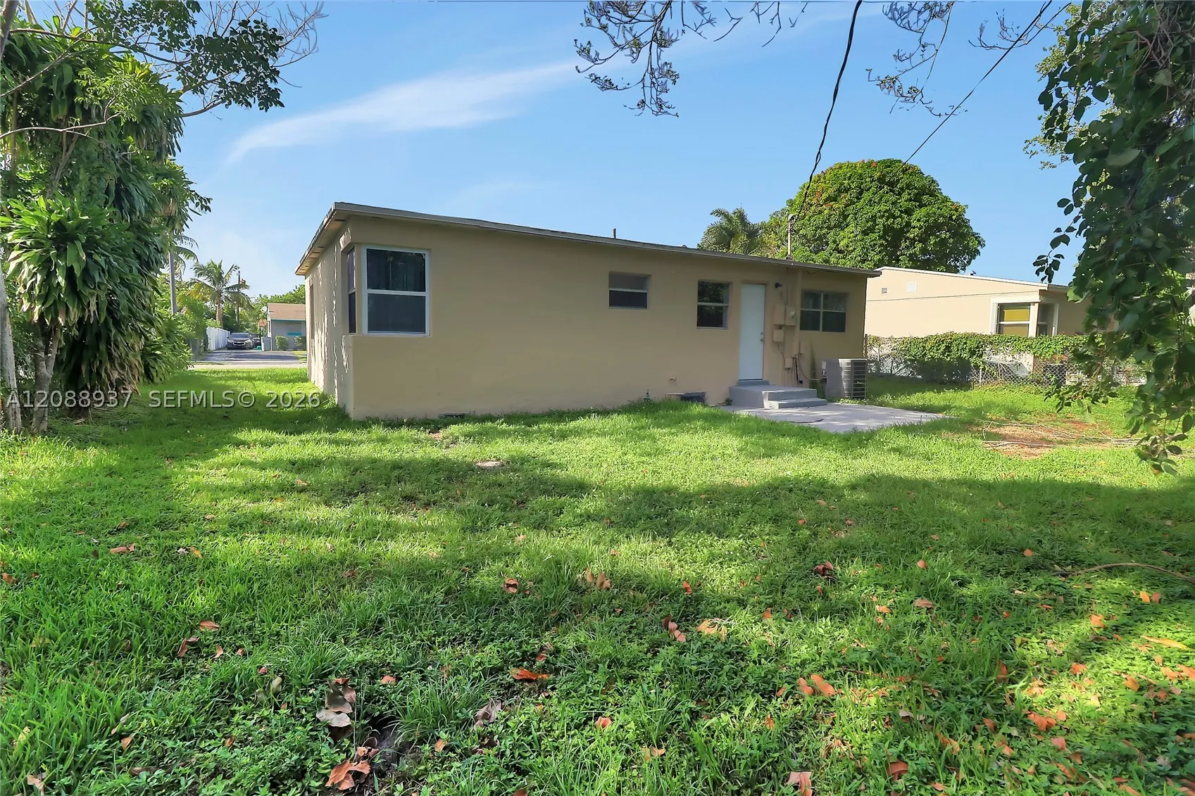 3020 NW 7th St