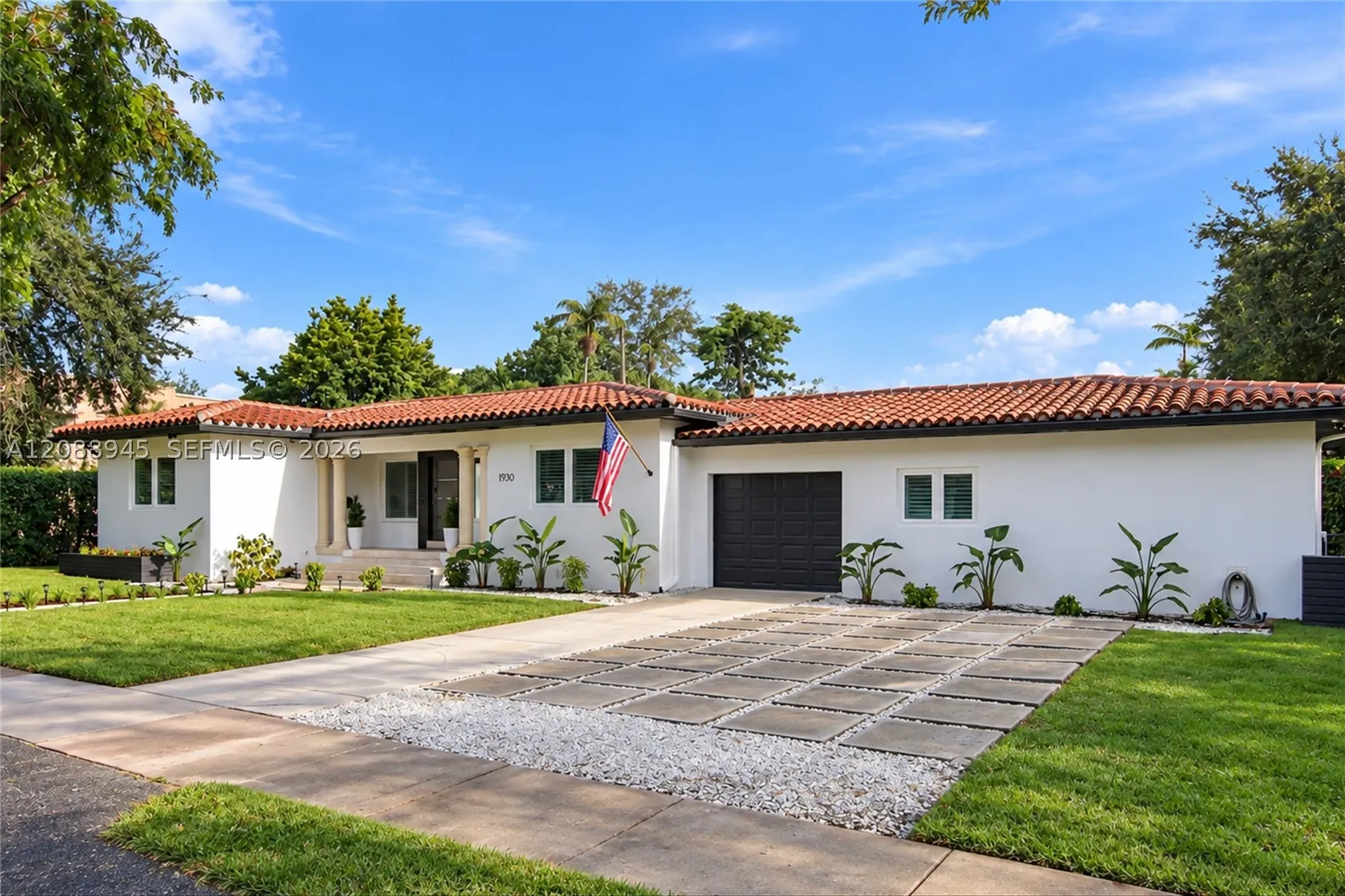 1550 Trevino Ave