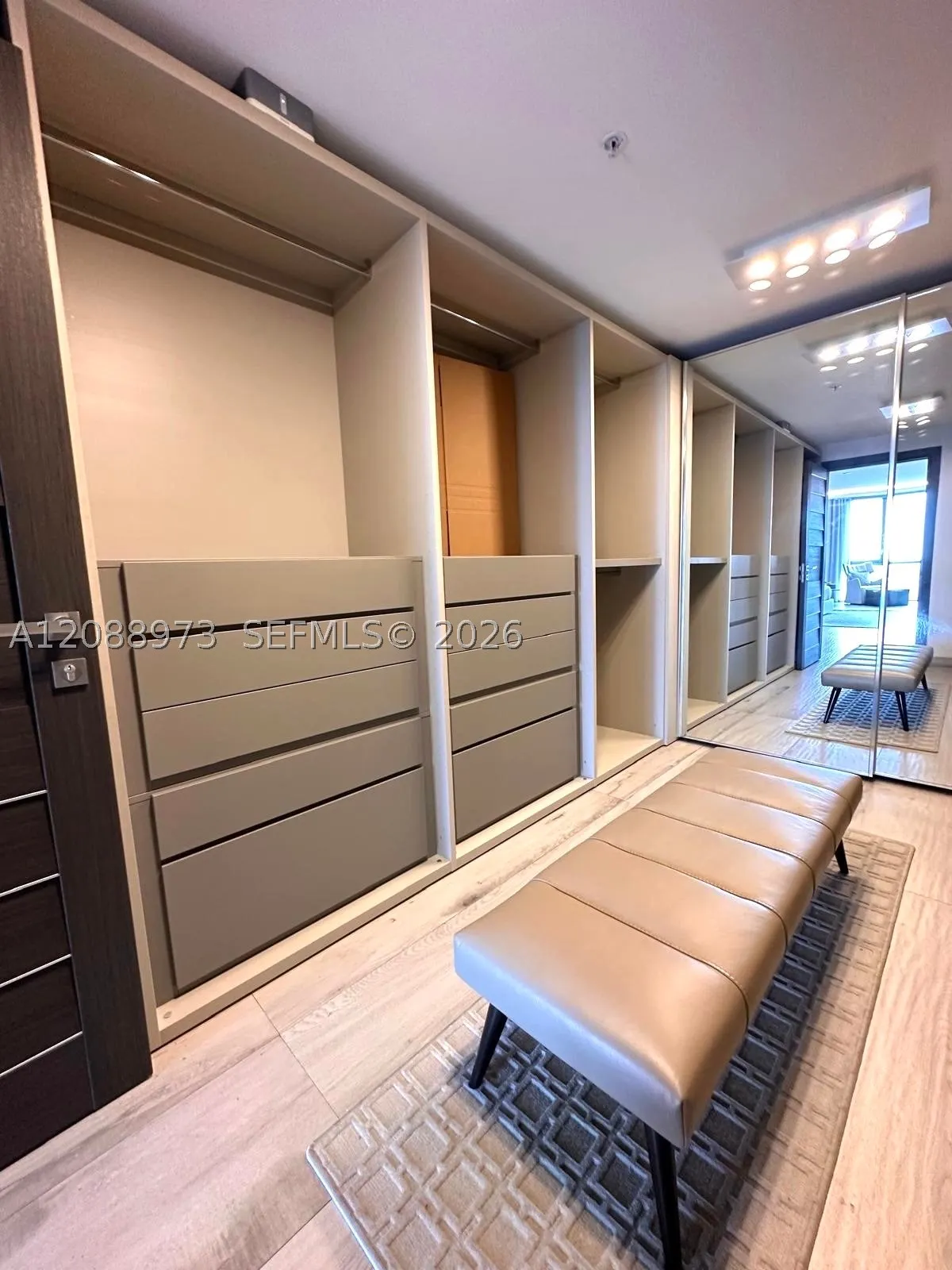 17111 Biscayne Blvd #2210