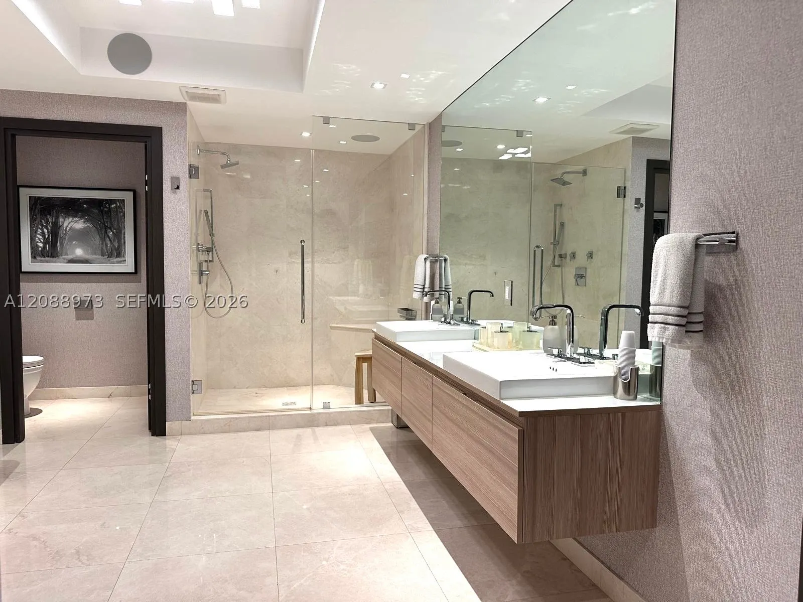 17111 Biscayne Blvd #2210