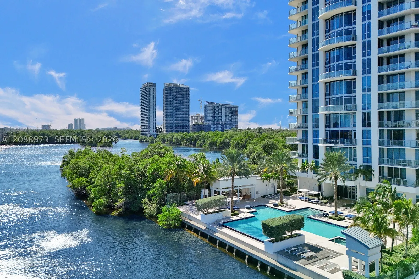 17111 Biscayne Blvd #2210