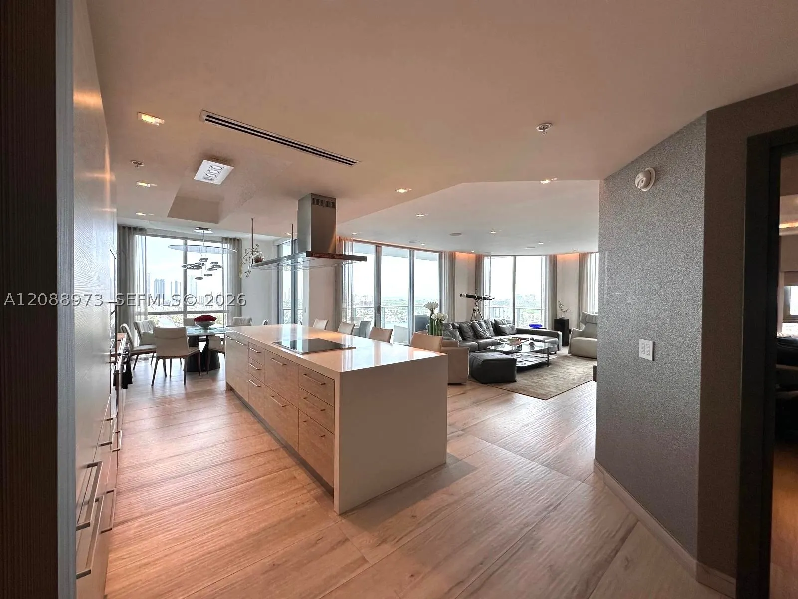 17111 Biscayne Blvd #2210