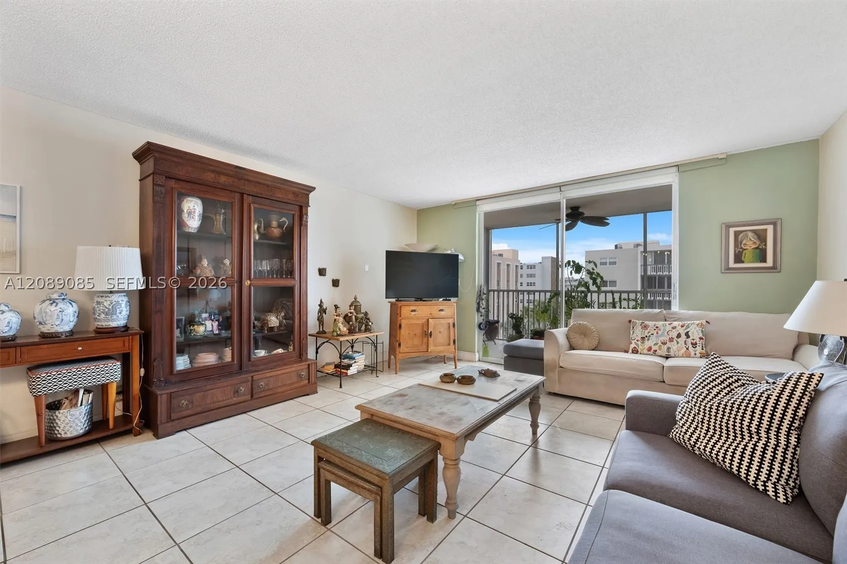 500 NE 12th Ave #601