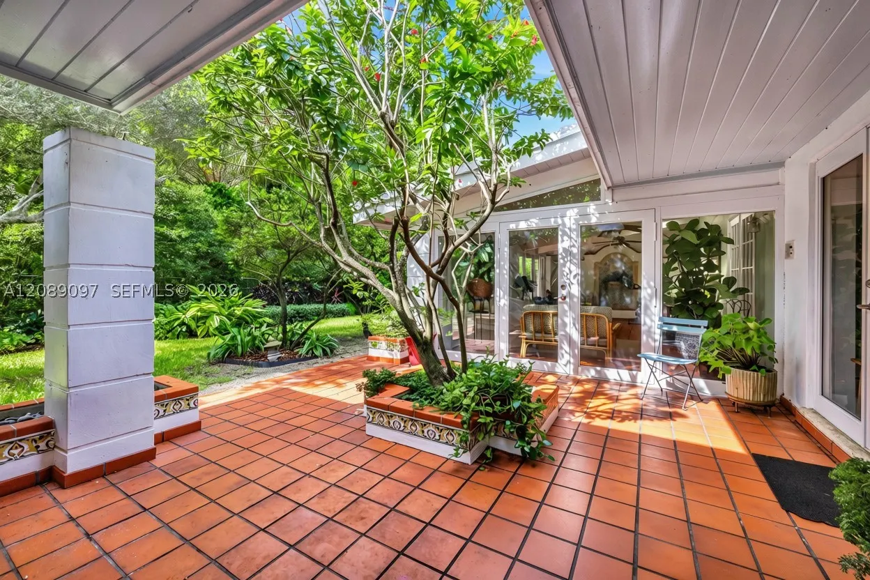 1530 Garcia Ave