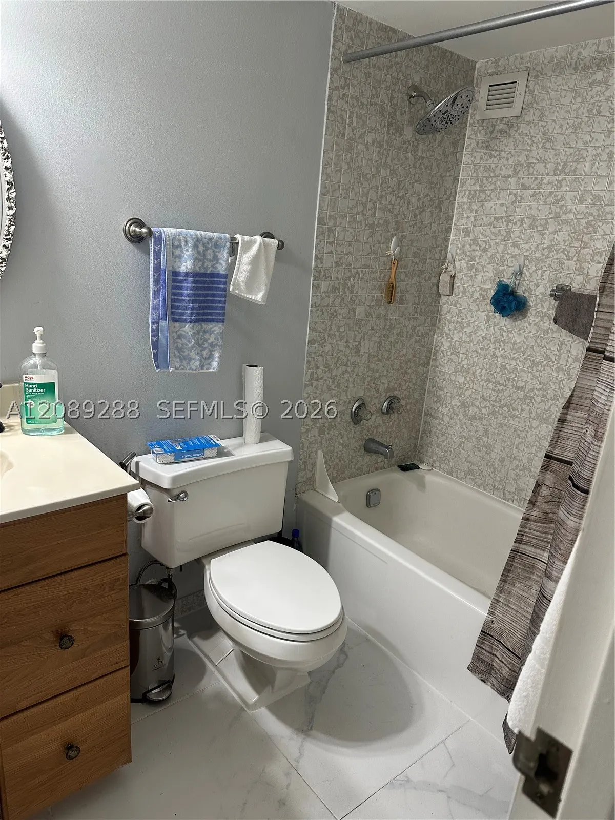 600 Parkview Dr #627
